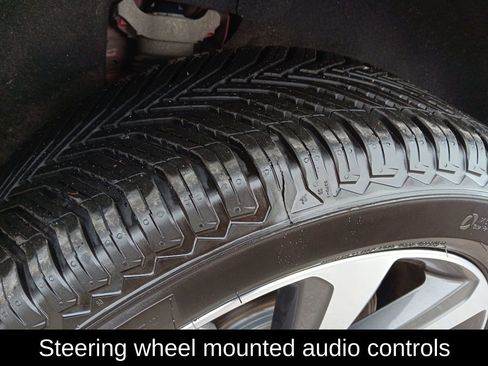 Used 2023 Honda Pilot Elite image 10