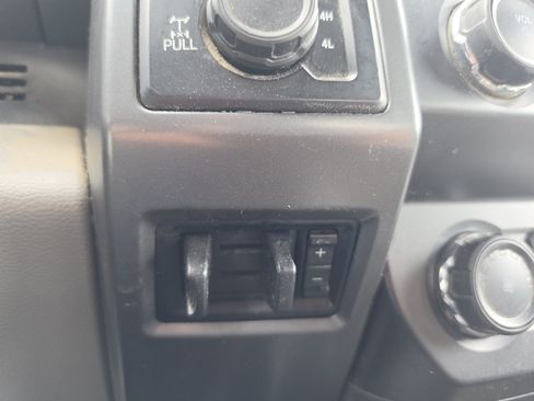 Used 2019 Ford F250 XLT w/ XLT Value Package AWD/4WD image 21
