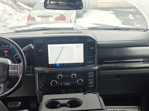 Used 2024 Ford F350 Lariat w/ Camper Package image 17