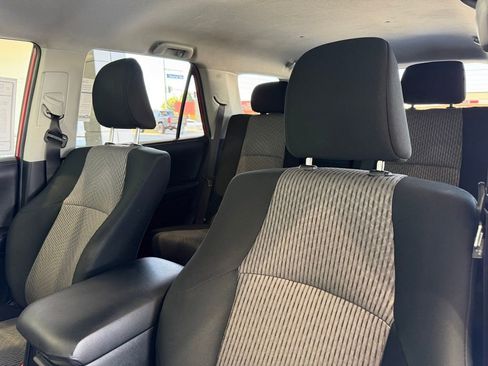 Used 2018 Toyota 4Runner SR5 RWD image 22