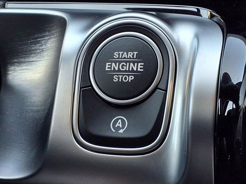 New 2026 Mercedes-Benz GLB 250 image 25