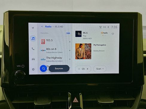 Used 2023 Toyota Corolla LE image 14