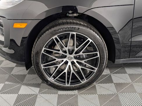 New 2026 Porsche Macan image 11