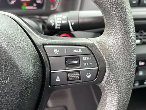 Used 2023 Honda Accord EX image 15