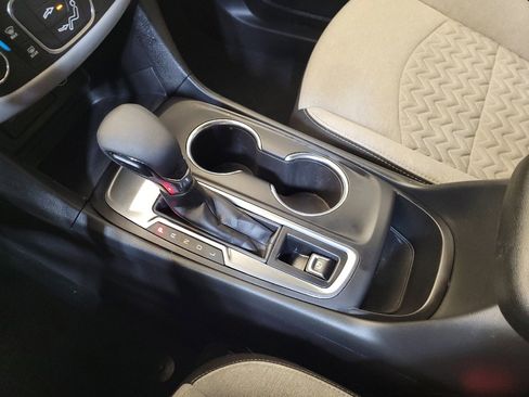 Used 2024 Chevrolet Equinox LS w/ LS Convenience Package image 26