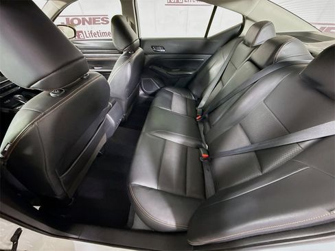 Certified 2021 Nissan Altima 2.5 SR image 26