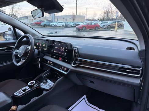 Certified 2023 Kia Sportage LX image 15