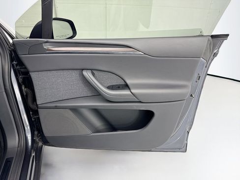 Used 2024 Tesla Model X AWD/4WD image 24
