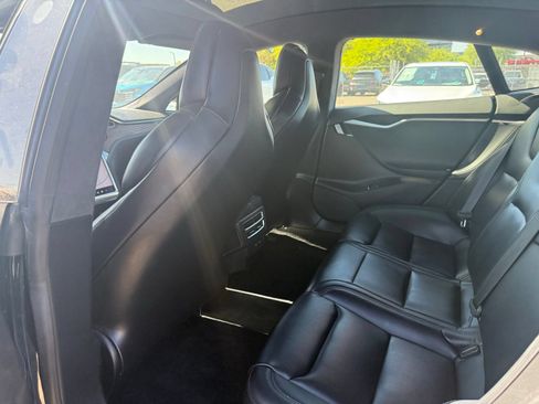 Used 2017 Tesla Model S 75D AWD/4WD image 11