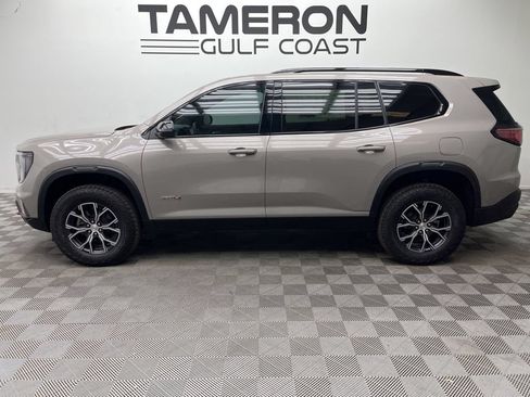 New 2026 GMC Acadia AT4 w/ Luxury Package AWD/4WD image 2