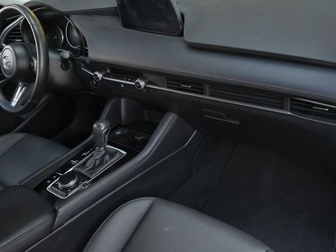 Certified 2025 MAZDA MAZDA3 s FWD image 16