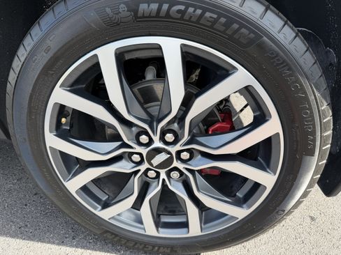 Certified 2022 Cadillac XT5 Sportv w/ Technology Package image 31