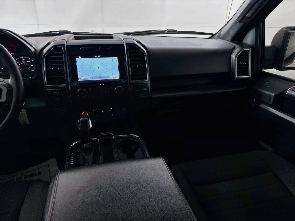 Used 2018 Ford F150 XLT w/ Equipment Group 302A Luxury AWD/4WD image 27