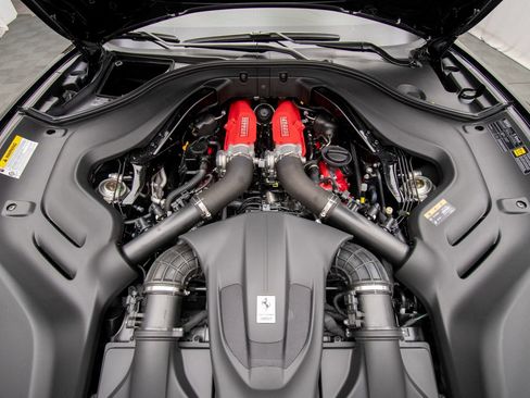 Used 2023 Ferrari Portofino M RWD image 52
