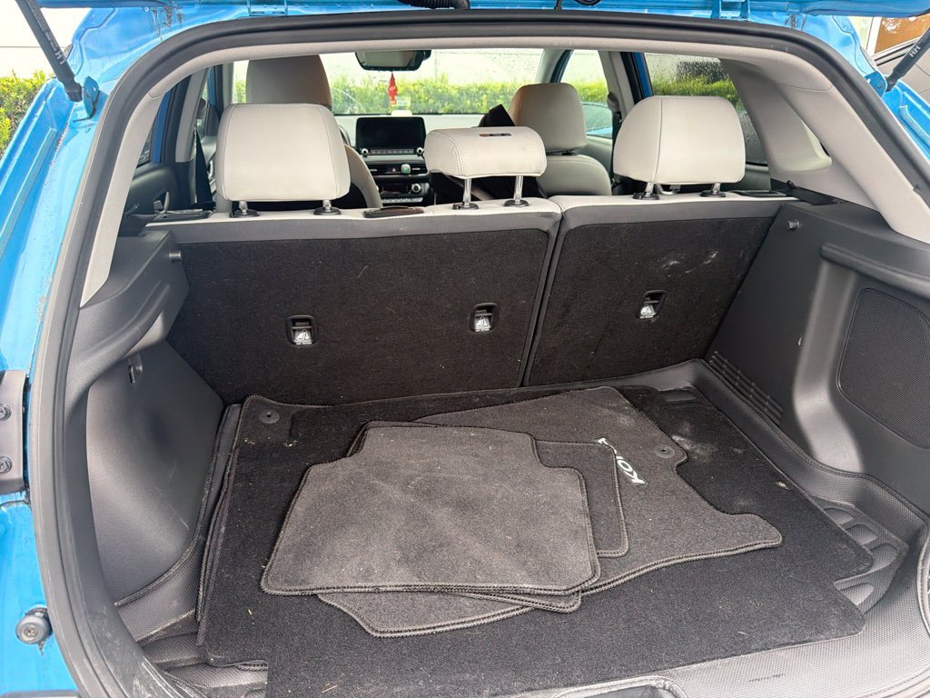 Used 2022 Hyundai Kona Limited AWD/4WD image 16