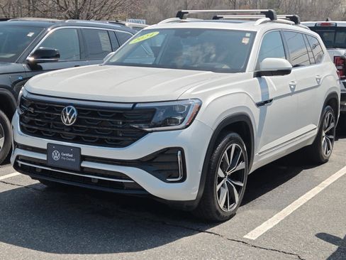 Certified 2024 Volkswagen Atlas SEL Premium R-Line AWD/4WD image 41