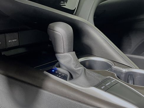 Used 2023 Toyota Camry LE image 24