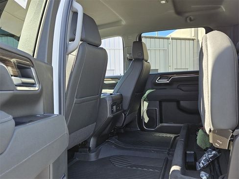 New 2026 Chevrolet Silverado 2500 LT w/ Z71 Chrome Sport Edition image 4