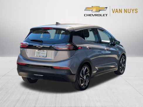 Used 2023 Chevrolet Bolt LT FWD image 5