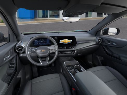 New 2026 Chevrolet Equinox LT w/ Convenience Package II image 15