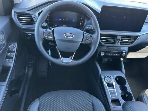 New 2026 Ford Escape SE image 14