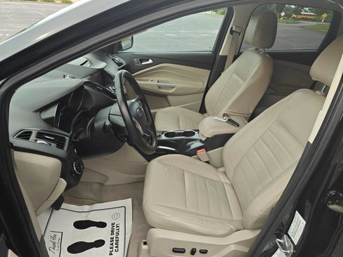 Used 2014 Ford Escape Titanium FWD image 5