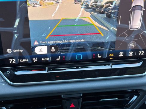 New 2026 Volkswagen Tiguan SE R-Line AWD/4WD image 18
