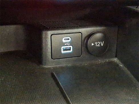 Used 2022 Ford Escape SEL image 22