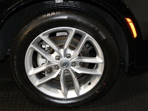 Used 2024 Dodge Durango GT image 37