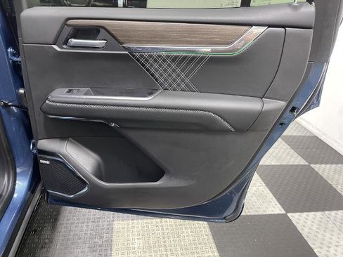 New 2026 GMC Acadia Denali FWD image 14