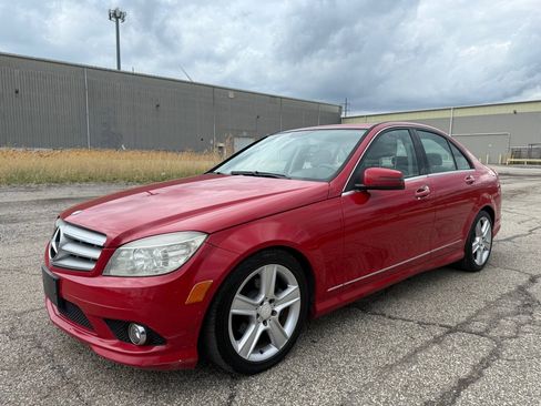 Used 2010 Mercedes-Benz C 300 4MATIC Sedan image 7