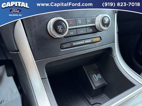 Certified 2023 Ford Edge SEL w/ Convenience Package image 32