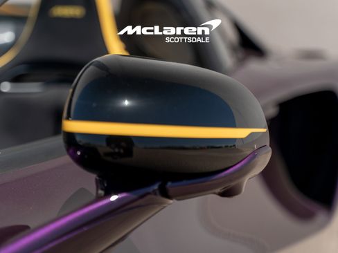 Used 2025 McLaren Artura Spider RWD image 22