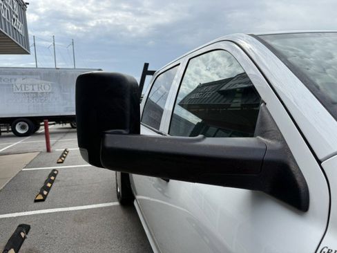 Used 2016 RAM 3500 Tradesman w/ Chrome Appearance Group image 19