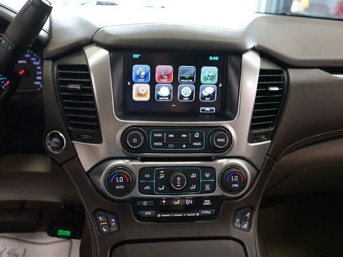 Used 2017 Chevrolet Suburban Premier AWD/4WD image 8