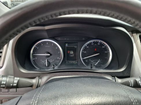 Used 2017 Toyota Highlander XLE FWD image 23