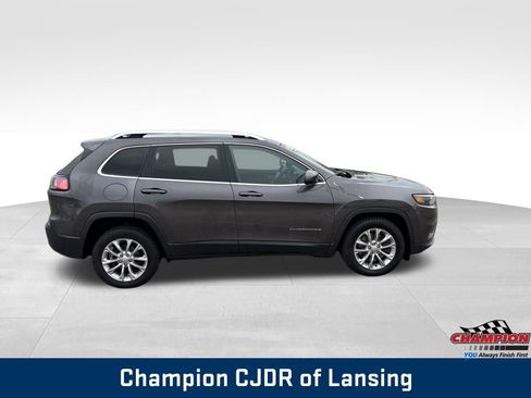 Used 2019 Jeep Cherokee Latitude w/ Cold Weather Group image 13