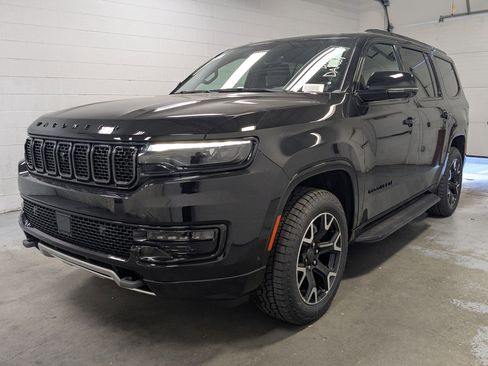 New 2025 Jeep Wagoneer Series II image 9