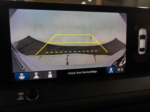 Used 2023 Honda Accord Touring image 29