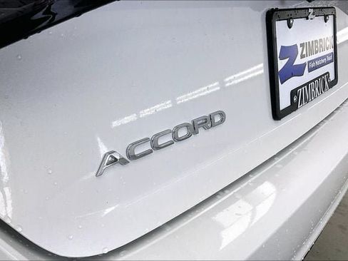 New 2026 Honda Accord LX image 17