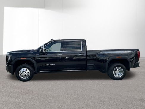 New 2026 GMC Sierra 3500 Denali Ultimate AWD/4WD image 6