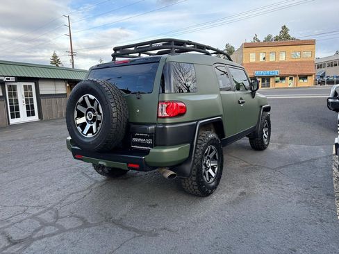 Used 2007 Toyota FJ Cruiser 4WD image 5