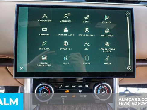 Used 2023 Land Rover Range Rover SE AWD/4WD image 34