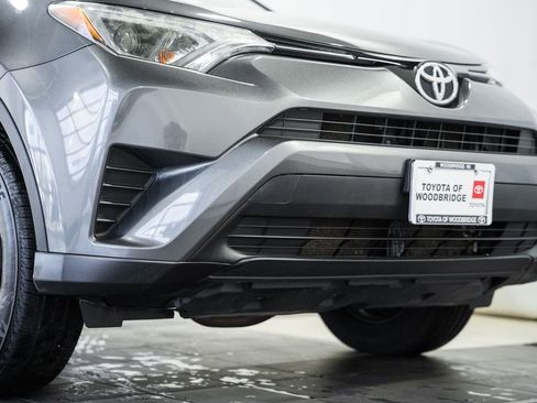 Used 2016 Toyota RAV4 LE image 12