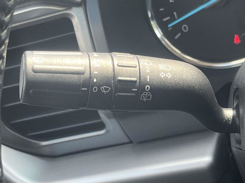Used 2024 Ford Expedition XLT AWD/4WD image 35