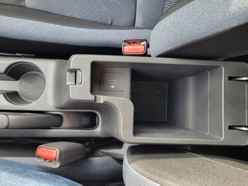 New 2025 Nissan Versa SV image 24