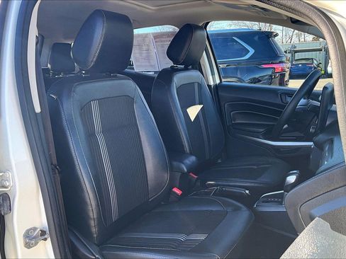 Used 2022 Ford EcoSport SES image 7
