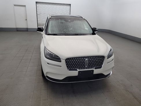 Used 2020 Lincoln Corsair AWD w/ Premium Package image 14