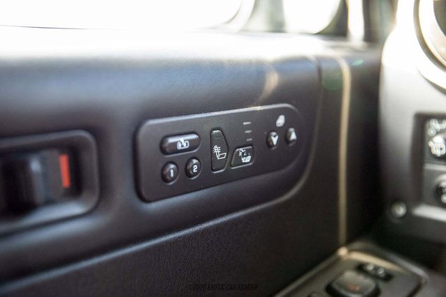 Used 2005 HUMMER H2 w/ Preferred Equipment Group AWD/4WD image 41