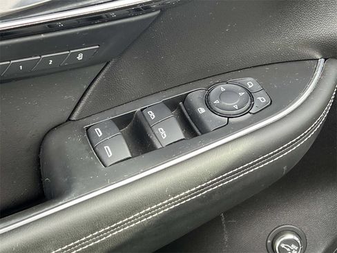 Used 2023 Buick Envision Essence w/ Sport Touring Package image 15